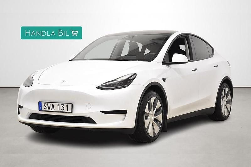 Begagnad Tesla Model Y Standard Range 250 kW (340 HK) 2022 Vit SUV
