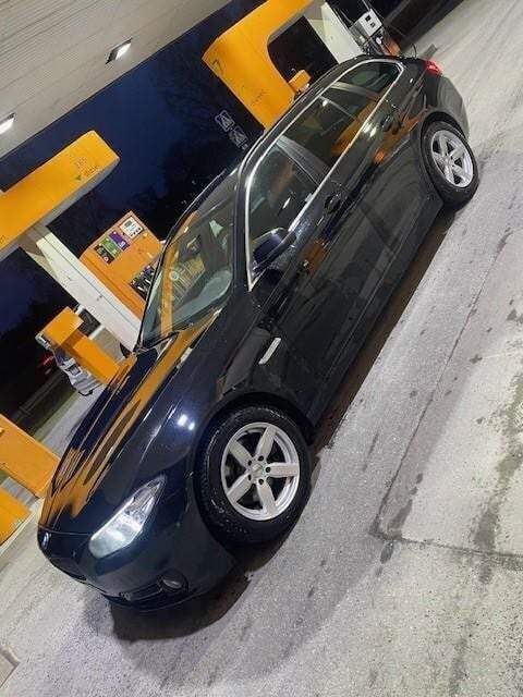 Svart Begagnad 2017 BMW 520 Kombi | 180 000 kr (Superpris) - Bild 1/4