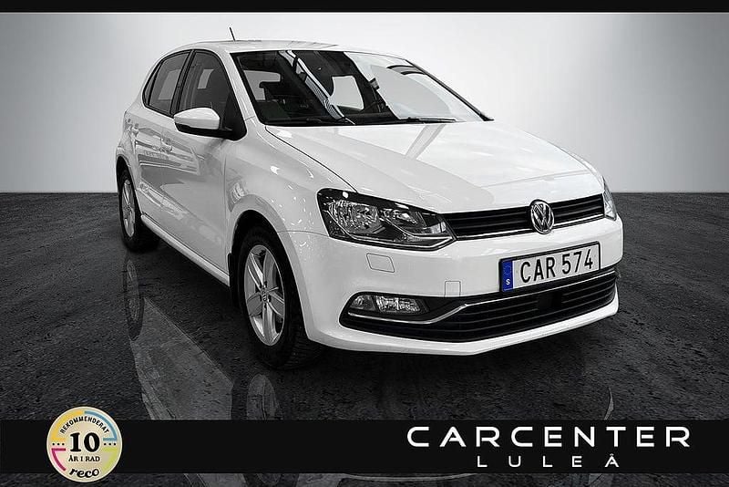 Vit Begagnad 2016 VW Polo Halvkombi | 99 800 kr (Marknadspris) - Bild 1/4