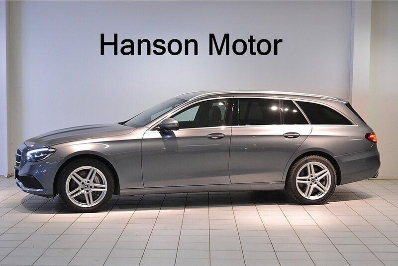 Grå Begagnad 2021 Mercedes E300 Avantgarde Kombi | 399 000 kr (Lite dyr) - Bild 1/4