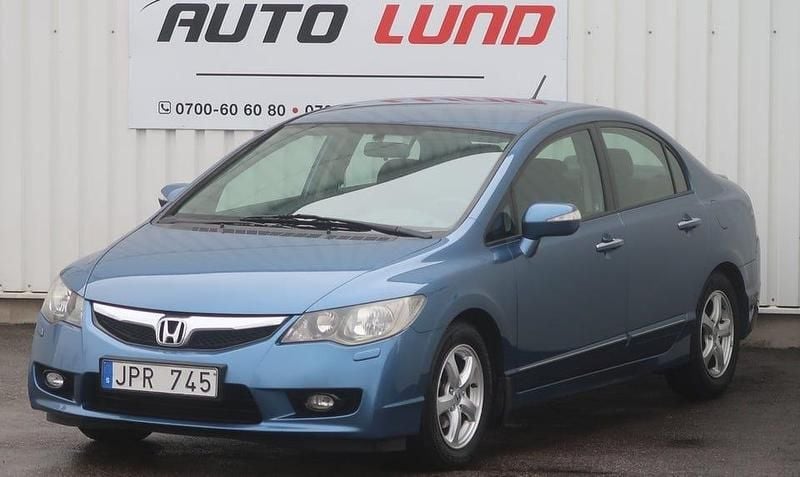 Blå Begagnad 2009 Honda Civic Hybrid Sedan | 65 000 kr (Marknadspris) - Bild 1/4