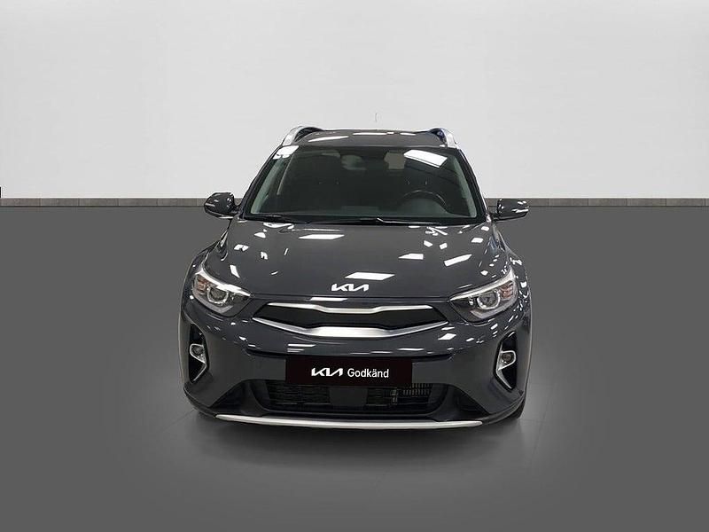 Begagnad Kia Stonic Advance 120 HK (88 kW) 2022 Grå SUV