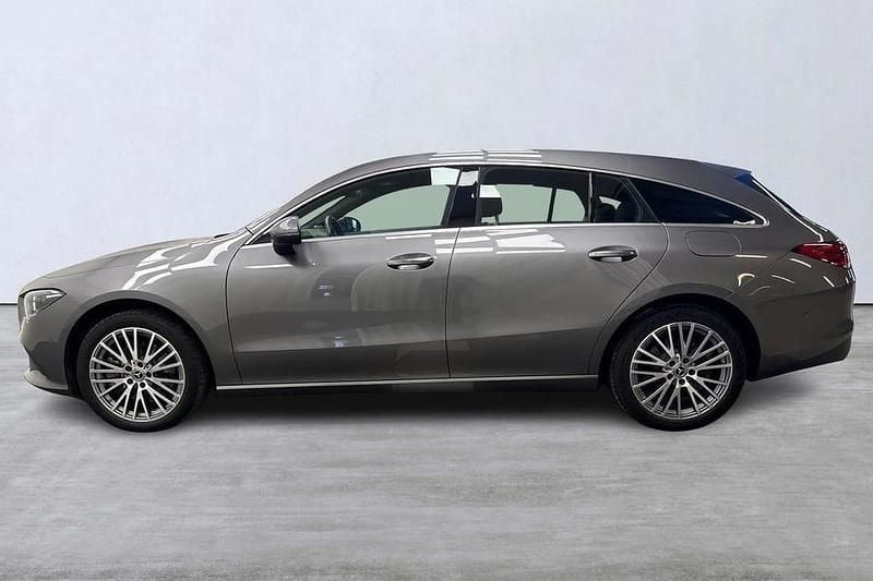 Begagnad Mercedes CLA250 Shooting Brake SE 220 HK (161 kW) 2023 Grå Kombi
