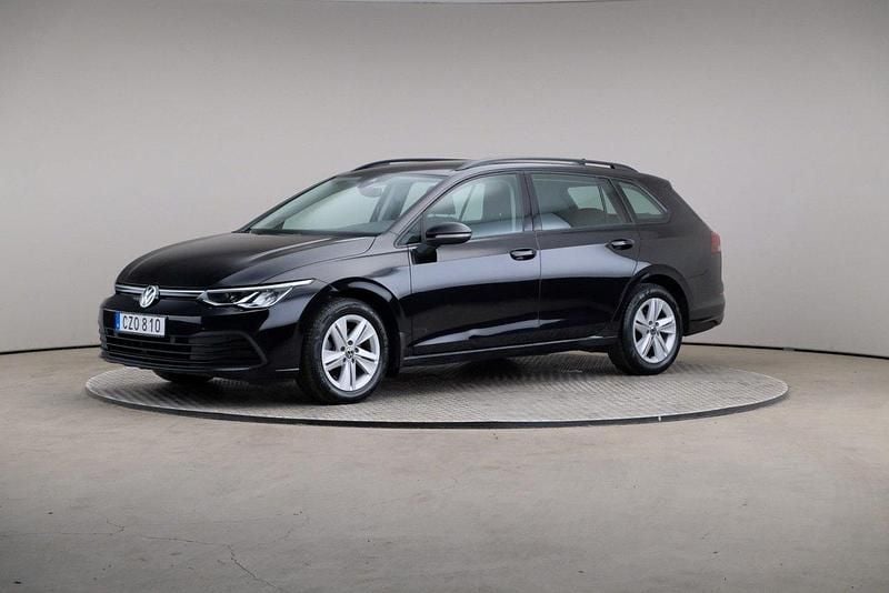 Svart Begagnad 2022 VW Golf VIII Kombi | 219 000 kr (Marknadspris) - Bild 1/4