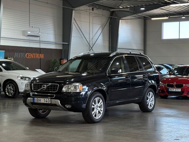 Svart Begagnad 2012 Volvo XC90 Summum SUV | 89 900 kr (Bra pris) - Bild 1/4