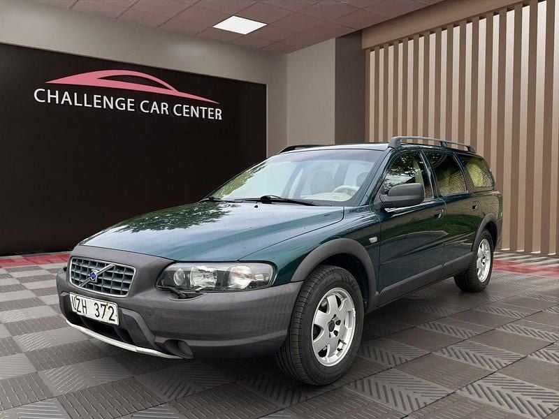 Mörkgrön Begagnad 2004 Volvo XC70 Business Edition SUV | 34 900 kr (Marknadspris) - Bild 1/4
