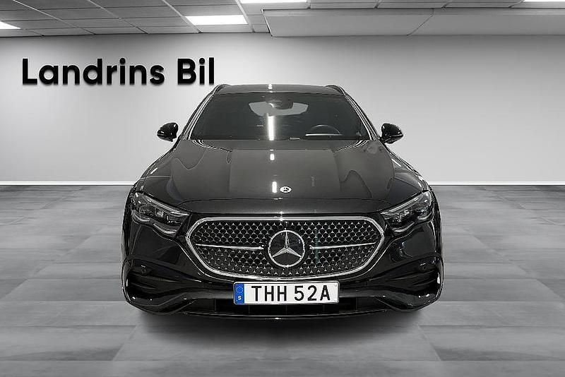 Begagnad Mercedes E220 AMG Line Premium 197 HK (144 kW) 2025 Grå Kombi