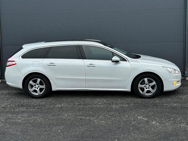 Begagnad Peugeot 508 SW 114 HK (83 kW) 2012 Vit Kombi