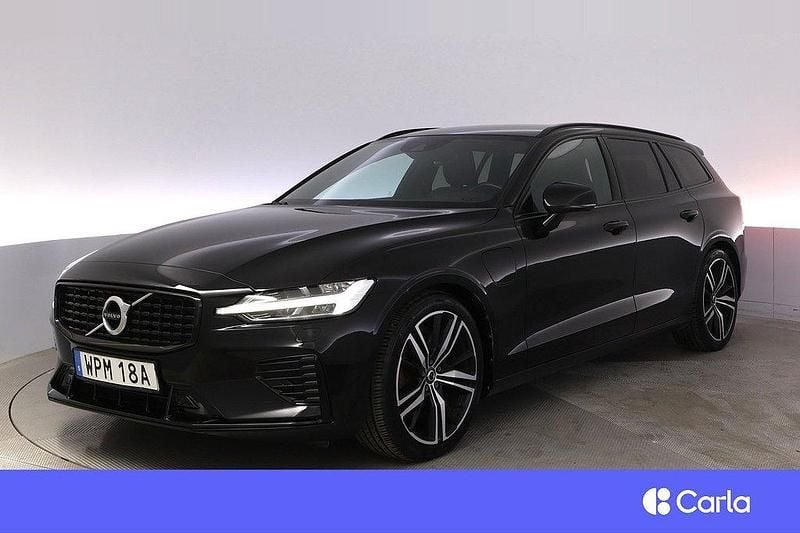 Svart Begagnad 2020 Volvo V60 R-Design Kombi | 361 900 kr (Marknadspris) - Bild 1/4