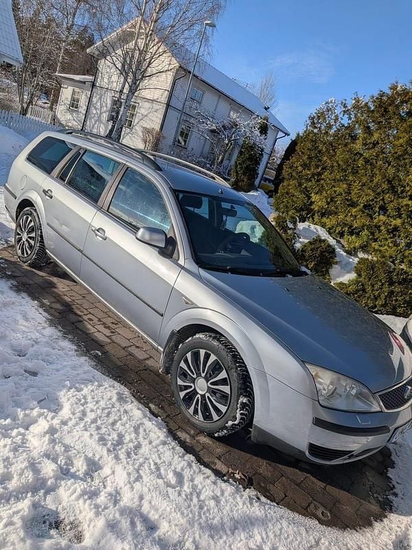 Begagnad Ford Mondeo 145 HK (106 kW) 2004 Kombi