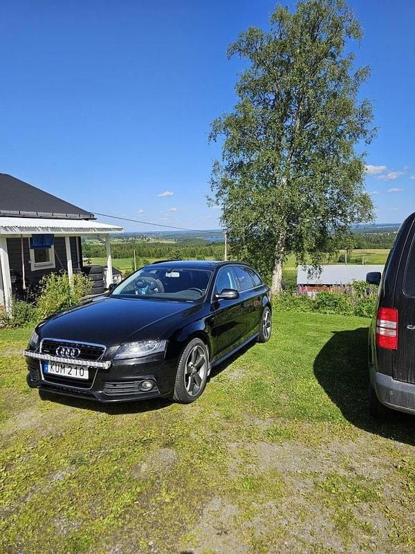 Svart Begagnad 2011 Audi A4 Kombi | 69 000 kr (Bra pris) - Bild 1/4