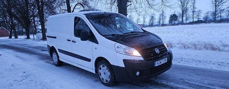 Begagnad Fiat Scudo 128 HK (94 kW) 2014 Vit Van