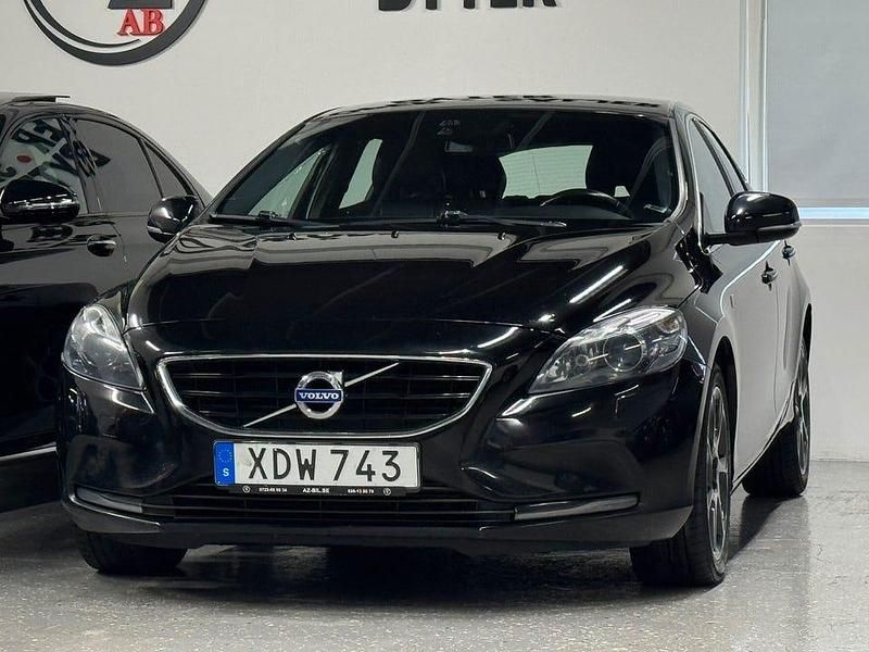 Begagnad Volvo V40 Ocean Race 150 HK (110 kW) 2015 Svart Kombi