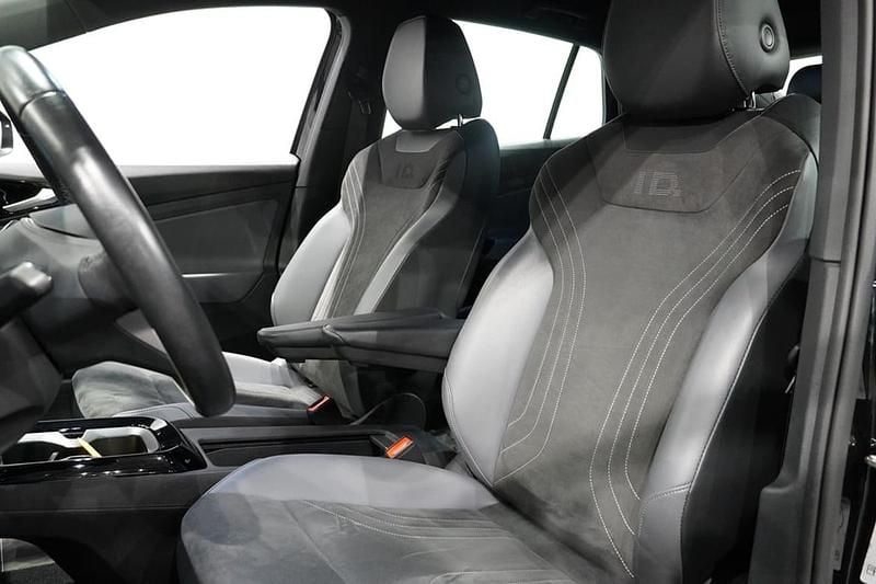 Begagnad VW ID.5 Pro Performance 152 kW (207 HK) 2023 Svart SUV
