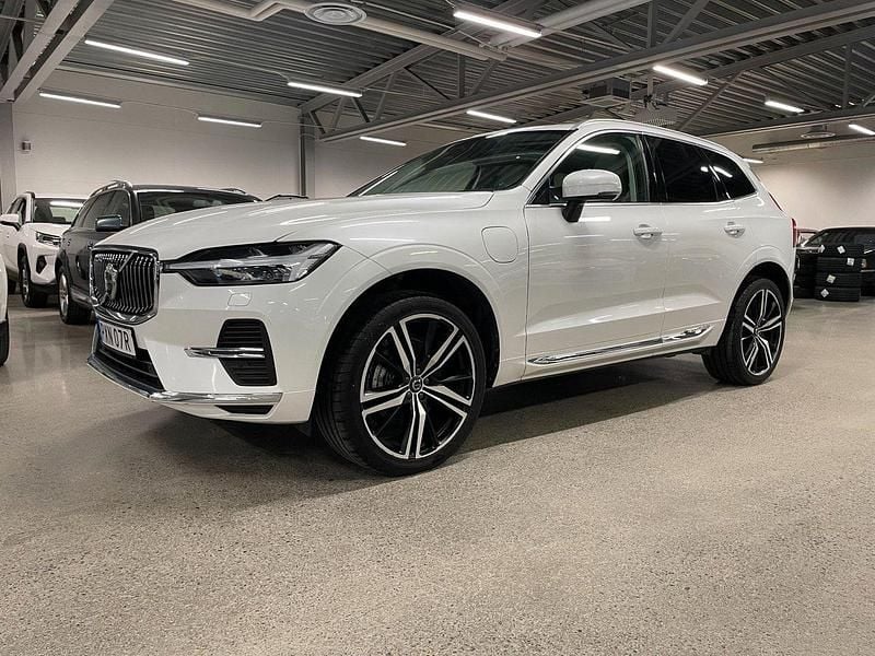 Vit Begagnad 2022 Volvo XC60 SUV | 449 000 kr (Bra pris) - Bild 1/4
