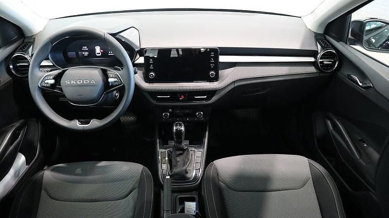Ny Skoda Fabia Selection 116 HK (85 kW) 2025 Black magic pärleffekt metallic Halvkombi