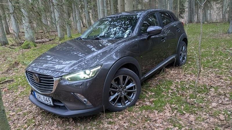 Grå metallic Begagnad 2018 Mazda CX-3 SUV | 185 000 kr (Marknadspris) - Bild 1/4