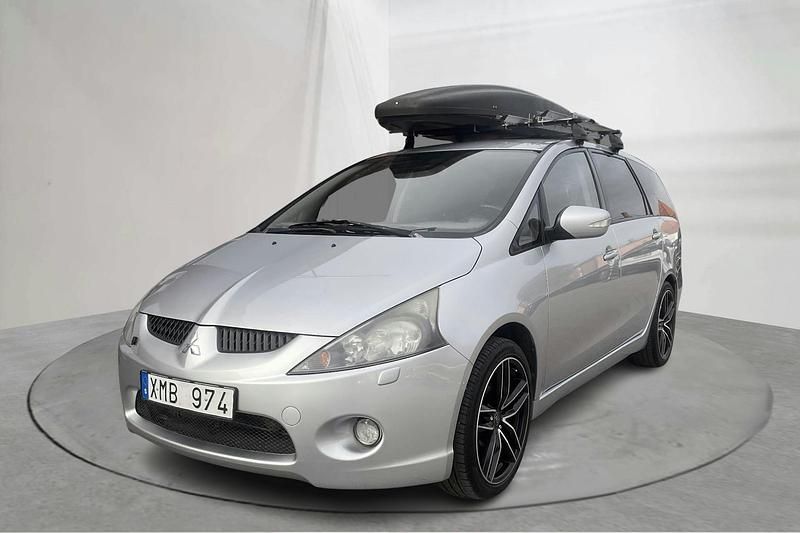 Silver Begagnad 2006 Mitsubishi Grandis Minibuss | 35 000 kr (Dyr) - Bild 1/4