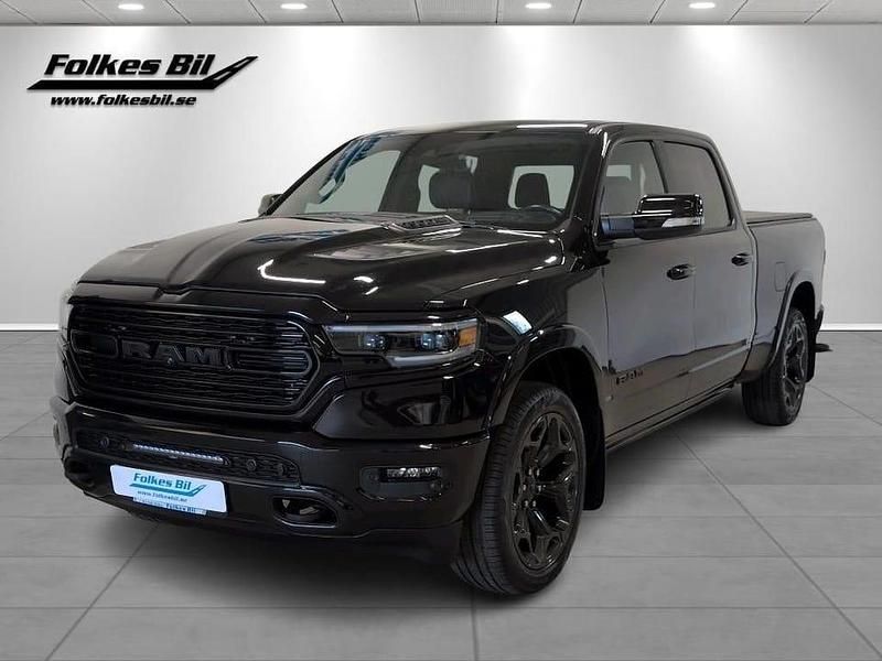 Svart Begagnad 2022 Dodge Ram Limited Pickup | 811 250 kr (Lite dyr) - Bild 1/4