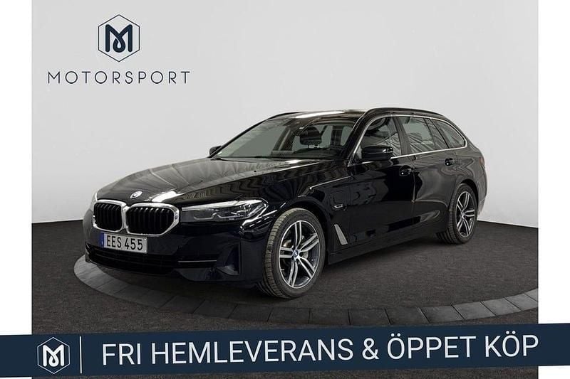 Begagnad BMW 530 292 HK (214 kW) 2023 Svart Kombi