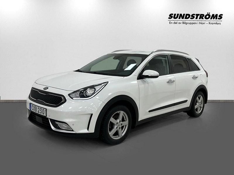 Vit Begagnad 2018 Kia Niro 2 SUV | 179 900 kr (Marknadspris) - Bild 1/4