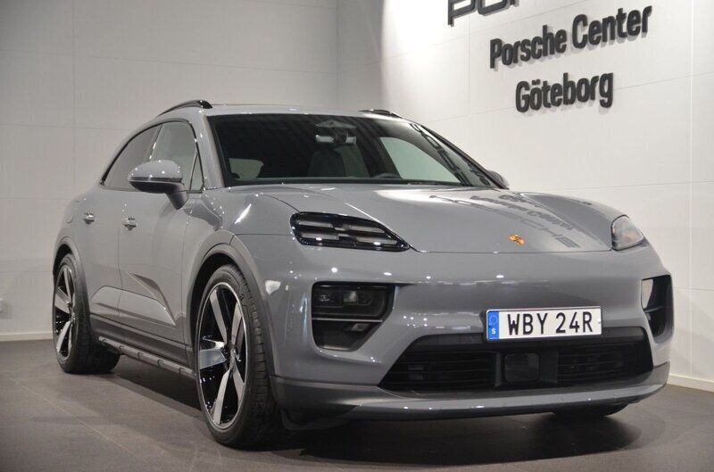 Begagnad Porsche Macan 285 kW (388 HK) 2025 Grå (grey) SUV
