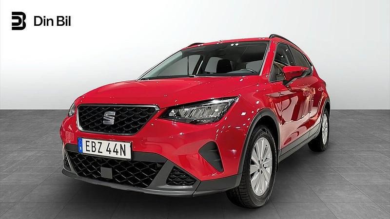 Pure red Begagnad 2021 Seat Arona Style SUV | 159 900 kr (Lite dyr) - Bild 1/3