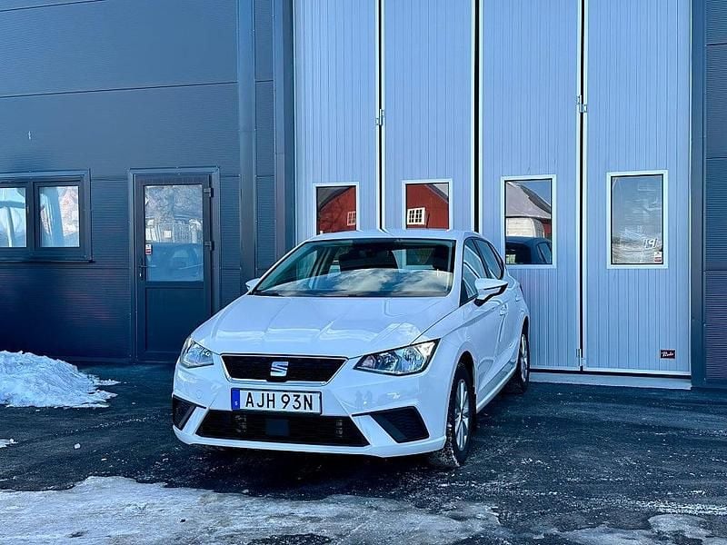 Begagnad Seat Ibiza Style 90 HK (66 kW) 2019 Vit Halvkombi