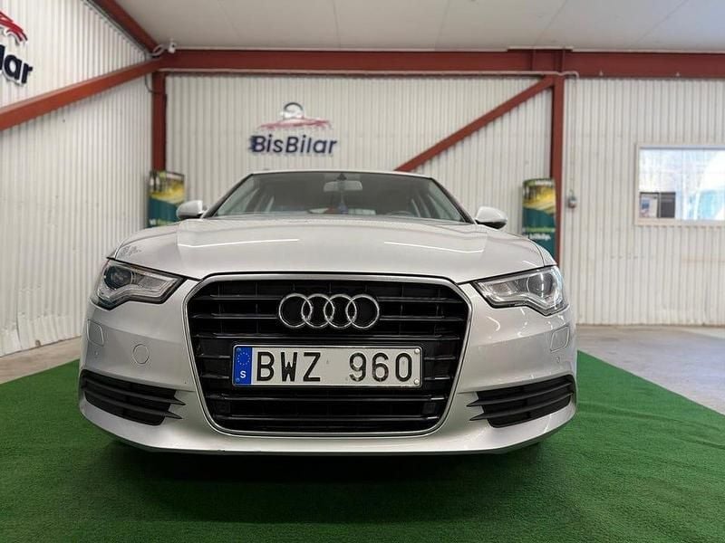 Begagnad Audi A6 Proline 177 HK (130 kW) 2012 Silver Kombi