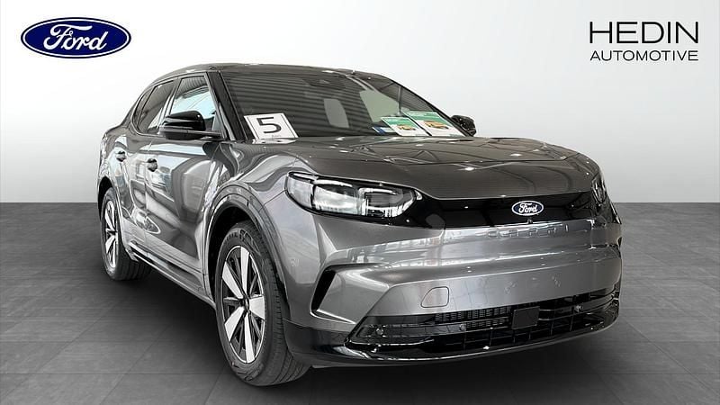 Grå (grey) Ny 2025 Ford Capri Business Edition SUV | 529 900 kr (Bra pris) - Bild 1/4