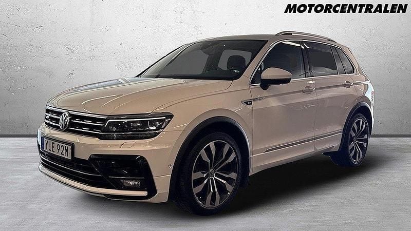 Vit Begagnad 2019 VW Tiguan SUV | 239 000 kr (Bra pris) - Bild 1/4