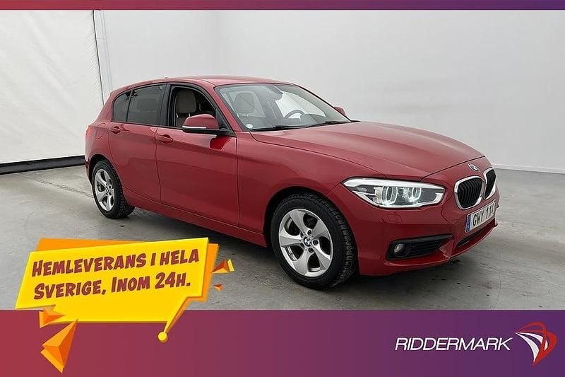 Röd Begagnad 2015 BMW 118 Halvkombi | 129 900 kr (Bra pris) - Bild 1/3