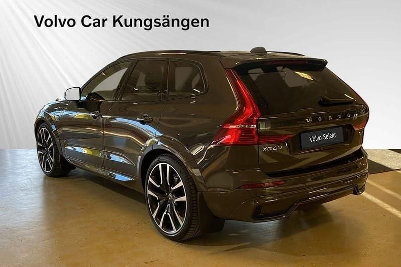 Begagnad Volvo XC60 Ultra 355 HK (261 kW) 2025 Grå SUV