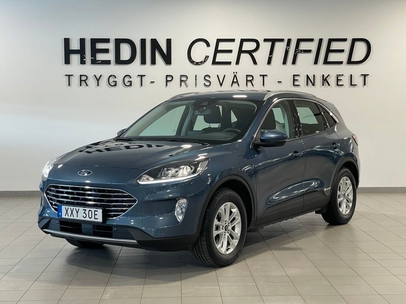 S ld Ford Kuga Titanium Plug in Hy. begagnad 2021 3 099 mil i Akalla