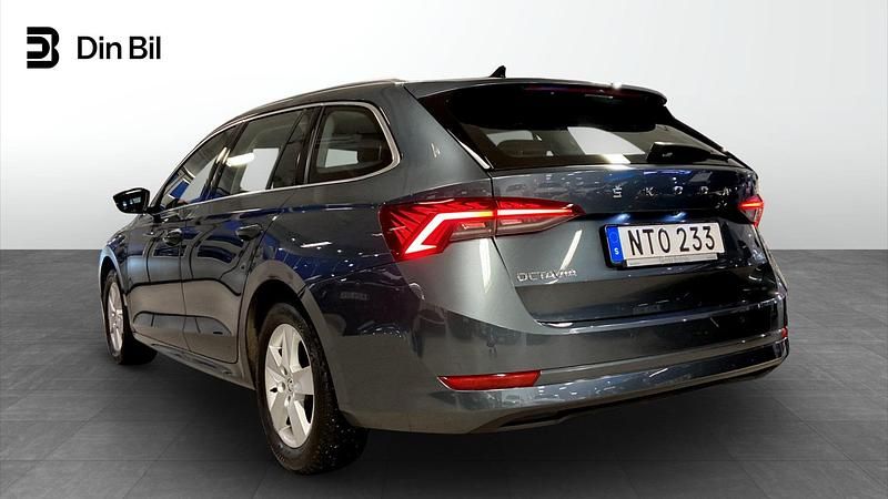 Begagnad Skoda Octavia 110 HK (80 kW) 2020 Quartz grey metallic Kombi
