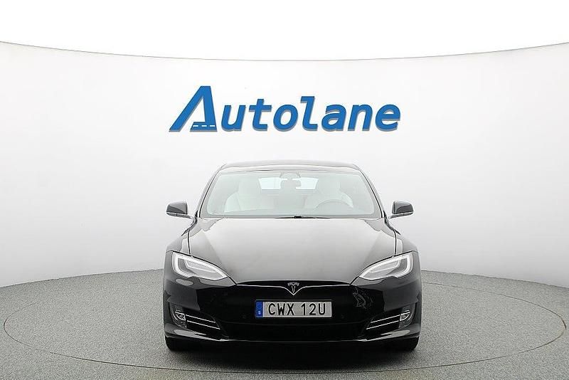 Begagnad Tesla Model S 560 kW (762 HK) 2019 Svart Halvkombi