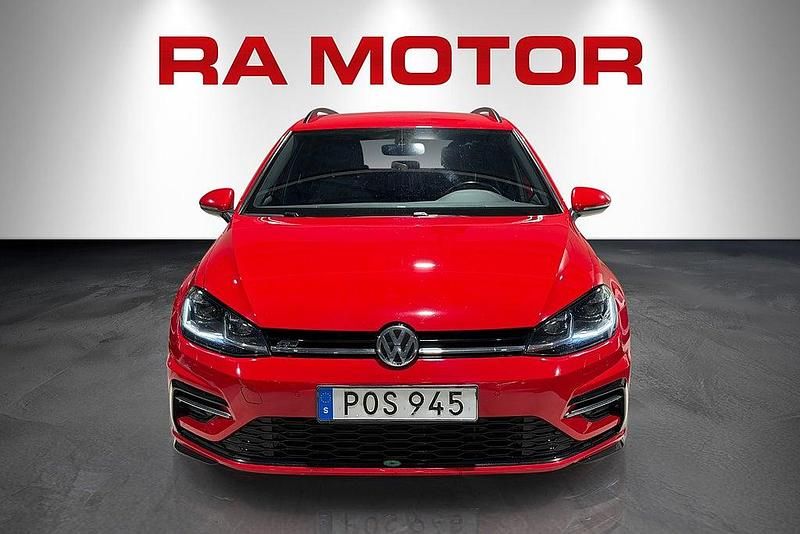 Begagnad VW Golf VII R-line 150 HK (110 kW) 2018 Röd Kombi