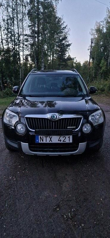 Svart Begagnad 2012 Skoda Yeti Ambition SUV | 50 000 kr (Bra pris) - Bild 1/4