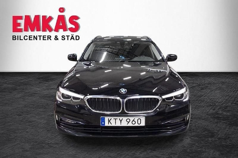 Begagnad BMW 520 Sport Line 190 HK (139 kW) 2018 Svart Kombi