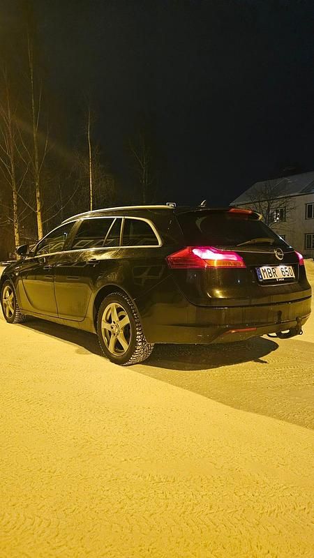Begagnad Opel Insignia 160 HK (117 kW) 2012 Kombi