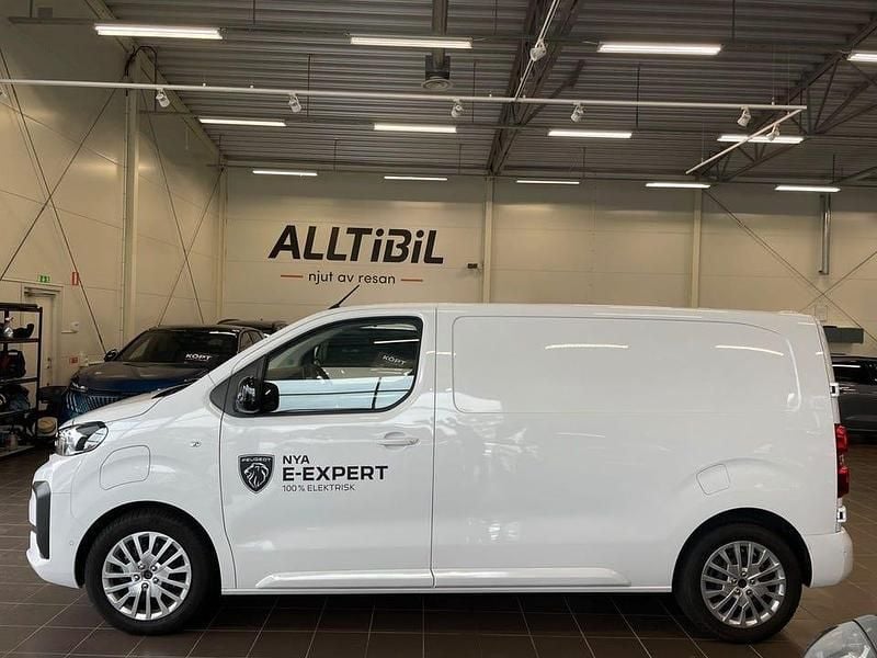 Begagnad Peugeot e-Expert 100 kW (136 HK) 2024 Vit Van