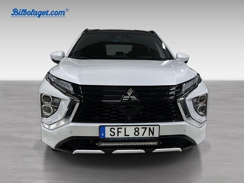 Vit Begagnad 2021 Mitsubishi Eclipse Cross SUV | 319 000 kr - Bild 1/4