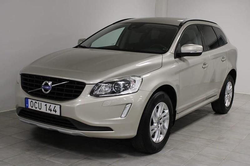 Brun Begagnad 2017 Volvo XC60 Kinetic SUV | 195 000 kr (Superpris) - Bild 1/4