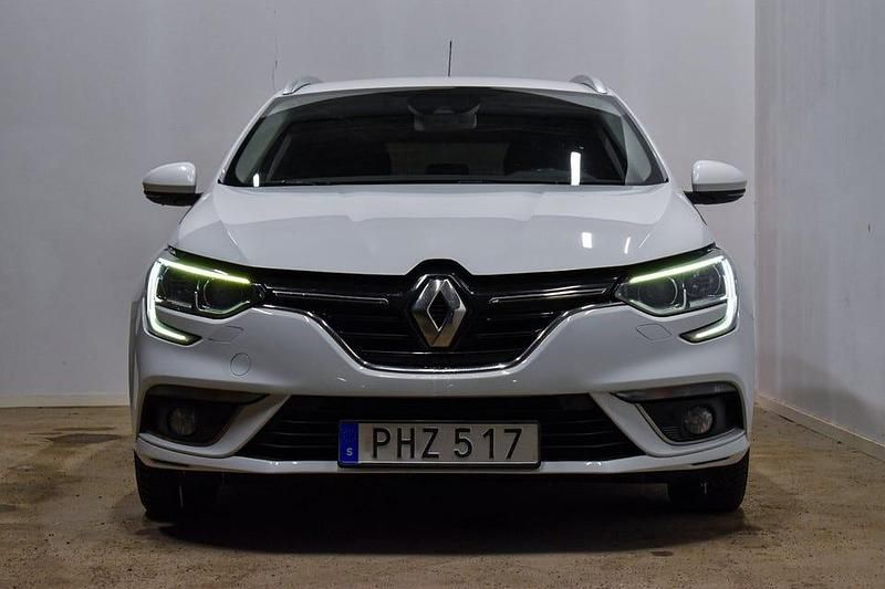 Begagnad Renault Mégane IV 110 HK (80 kW) 2017 Vit Kombi