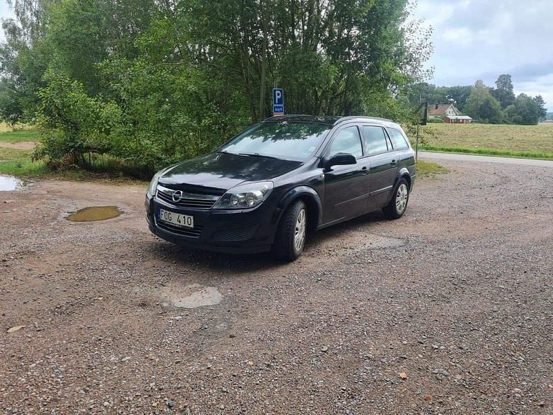 Svart Begagnad 2007 Opel Astra Kombi | 18 500 kr (Bra pris) - Bild 1/4