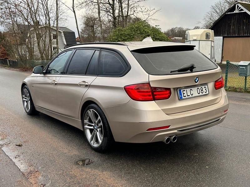 Begagnad BMW 328 Sport Line 245 HK (180 kW) 2013 Silver Kombi