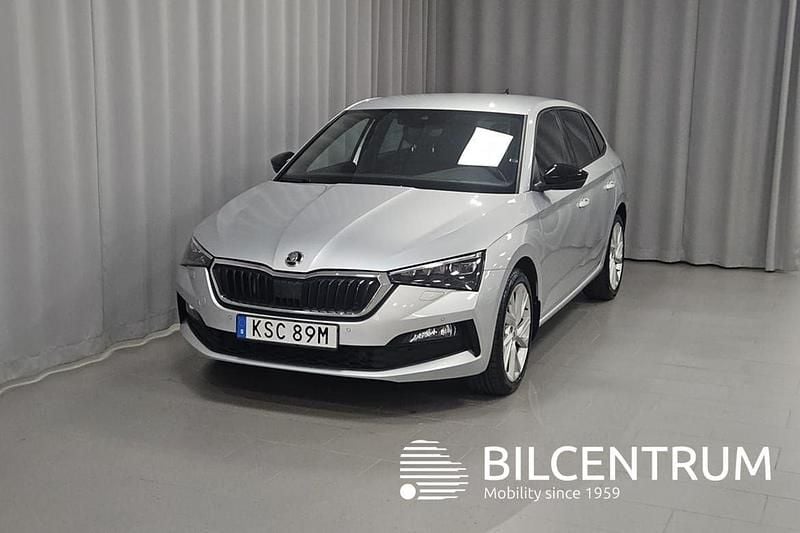 Silver Begagnad 2019 Skoda Scala Style Halvkombi | 174 900 kr (Bra pris) - Bild 1/4