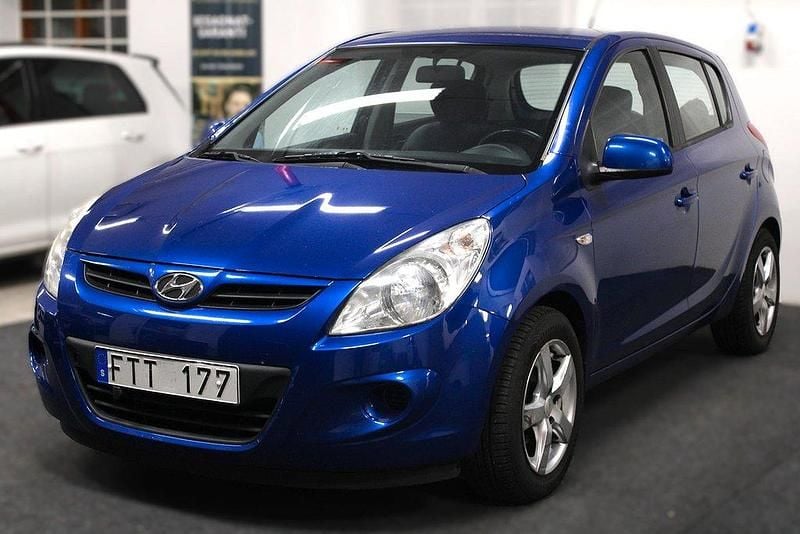 Blå Begagnad 2008 Hyundai i20 Select Halvkombi | 64 900 kr (Lite dyr) - Bild 1/4