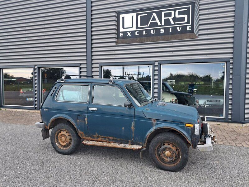 Grön Begagnad 2006 Lada niva SUV | 29 900 kr - Bild 1/4