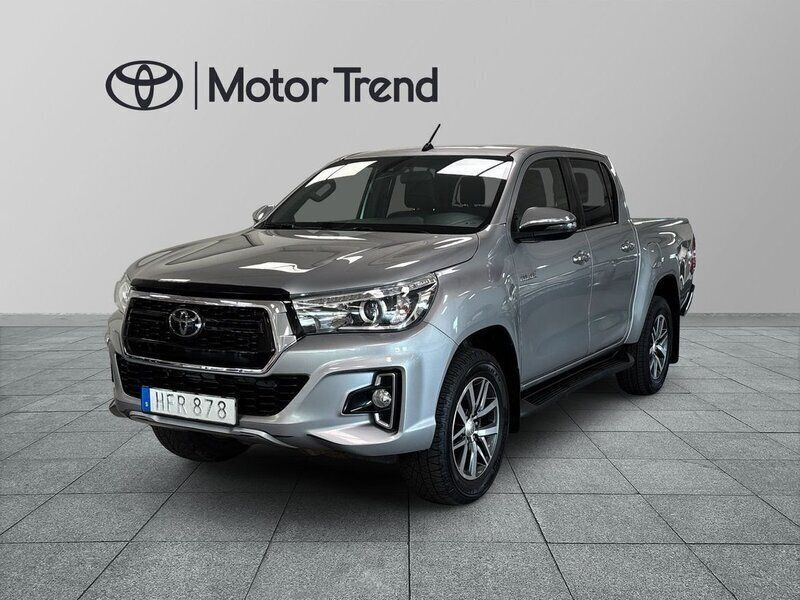 Silver Begagnad 2019 Toyota HiLux Pickup | 339 900 kr (Lite dyr) - Bild 1/4